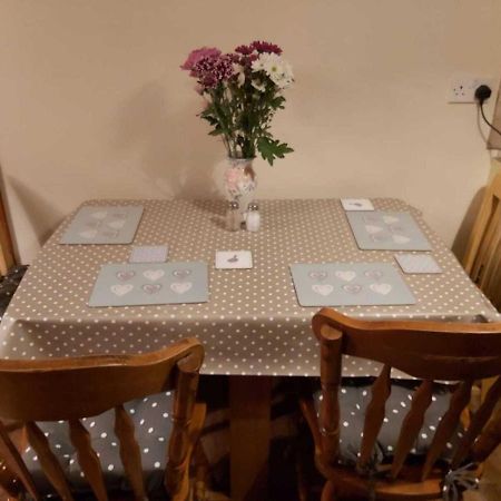 Lovely 2-Bed Cottage At The Foot Of The Mournes نيوري المظهر الخارجي الصورة
